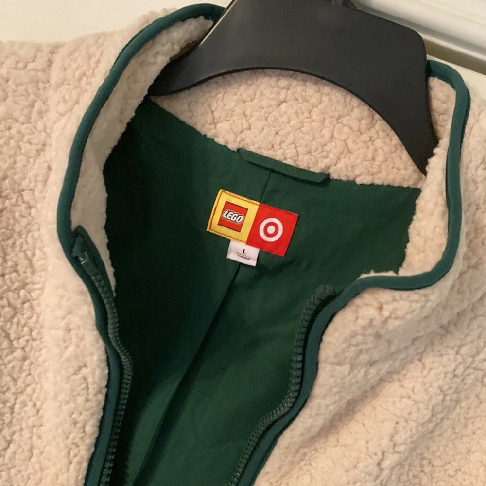 Men’s Sherpa LEGO jacket size Large - Picture 2 of 5